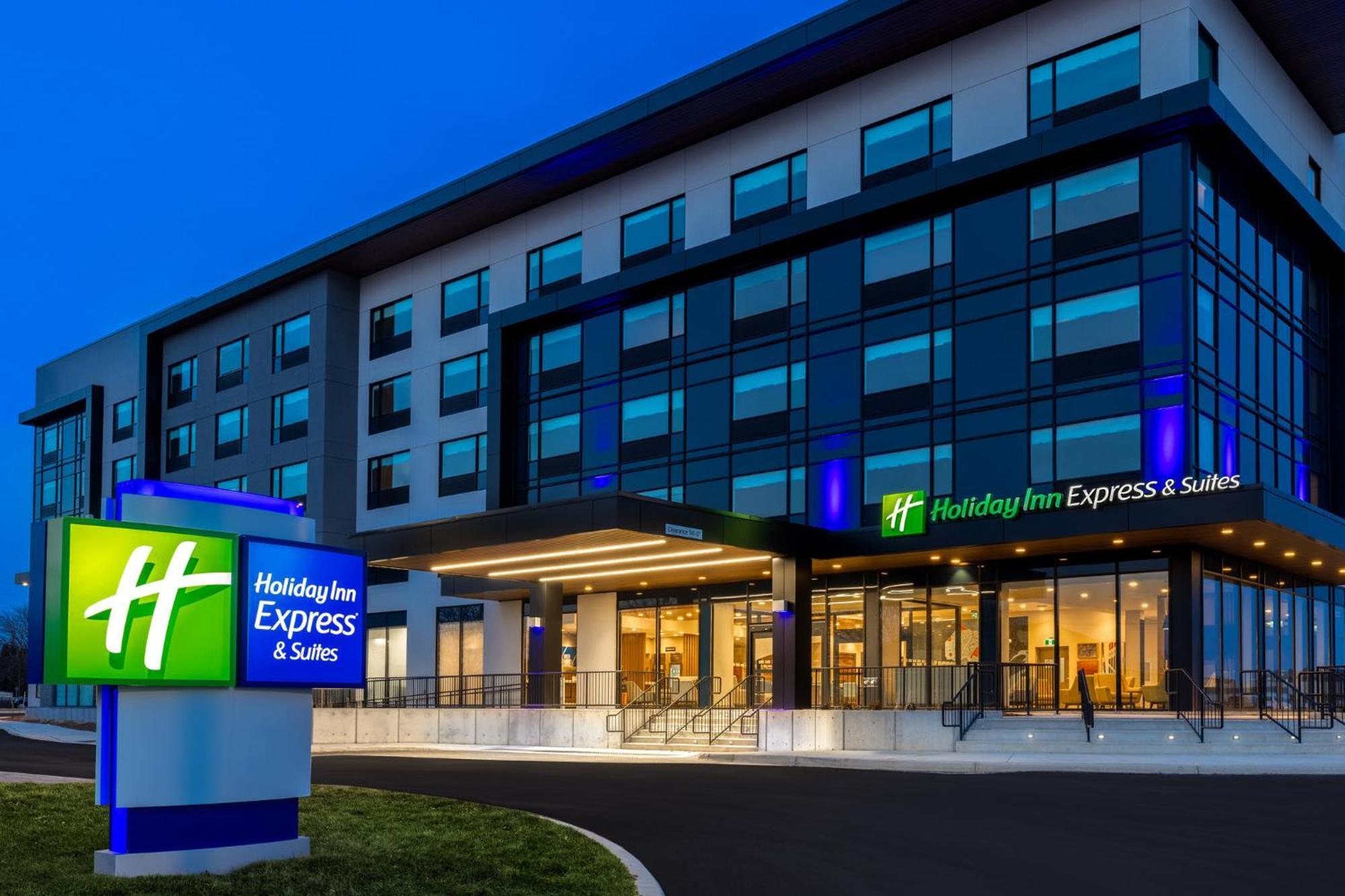 Holiday Inn Express & Suites St Thomas Saint Thomas Exterior photo