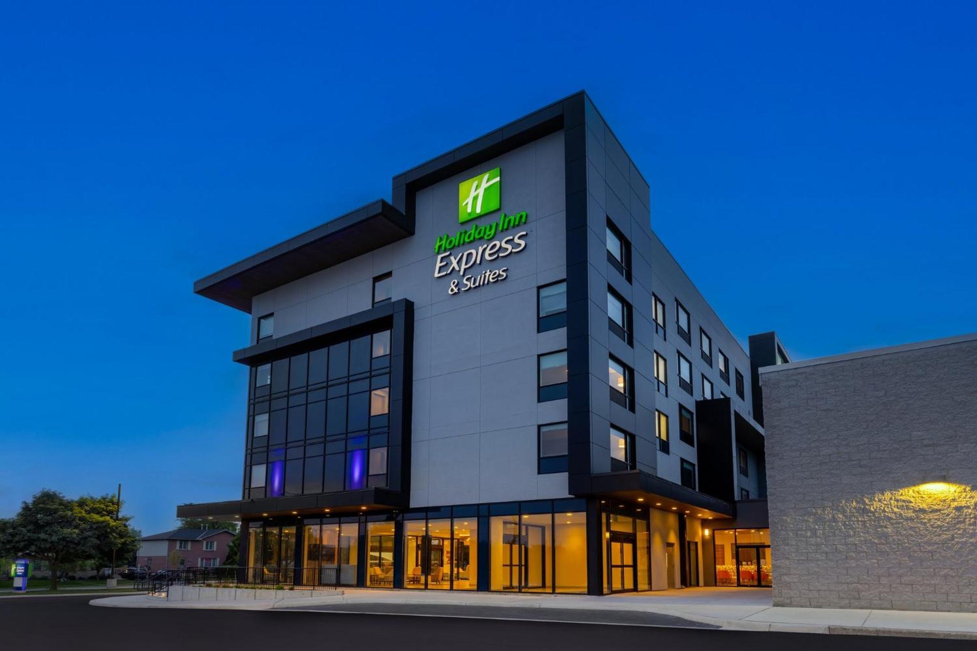 Holiday Inn Express & Suites St Thomas Saint Thomas Exterior photo